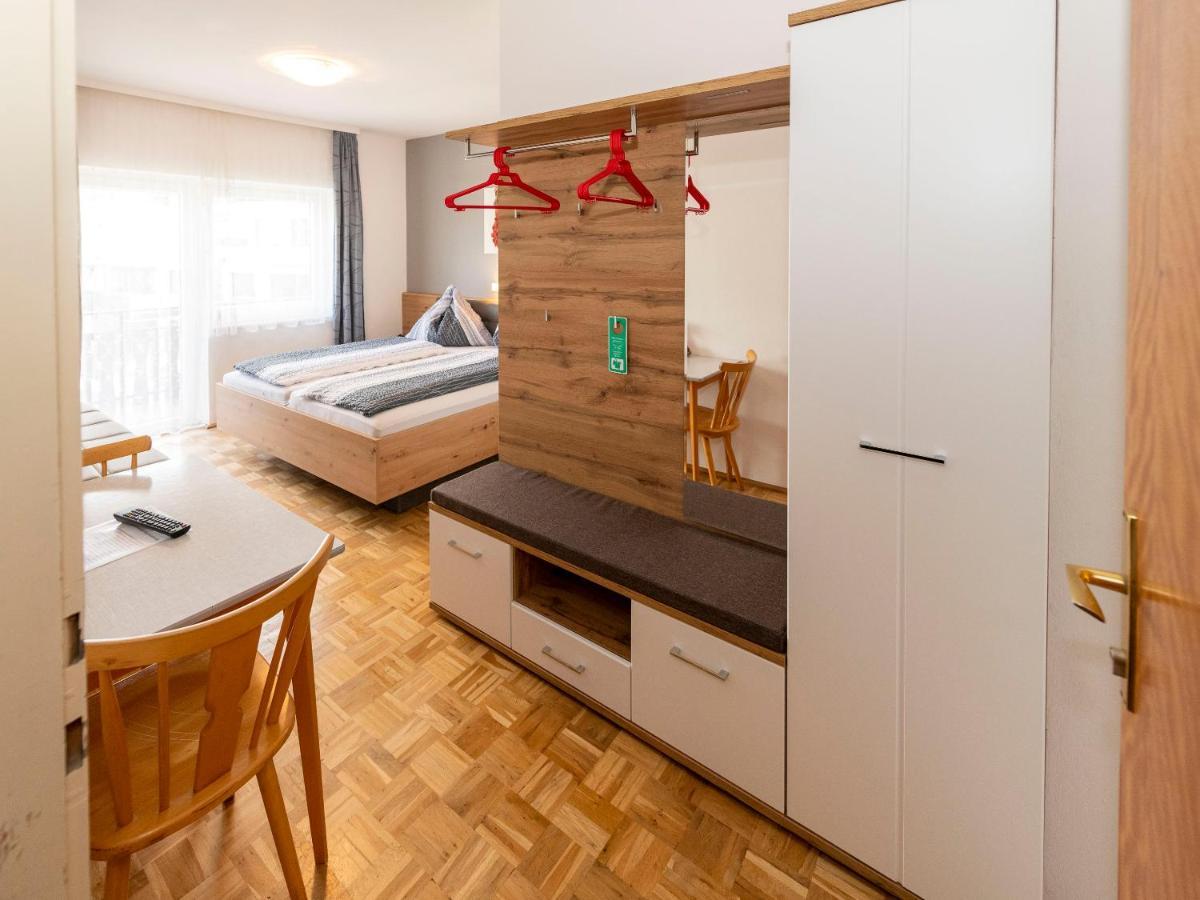 Gaestehaus Genf Velden am Wörthersee Eksteriør bilde