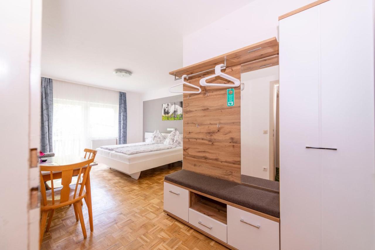 Gaestehaus Genf Velden am Wörthersee Eksteriør bilde
